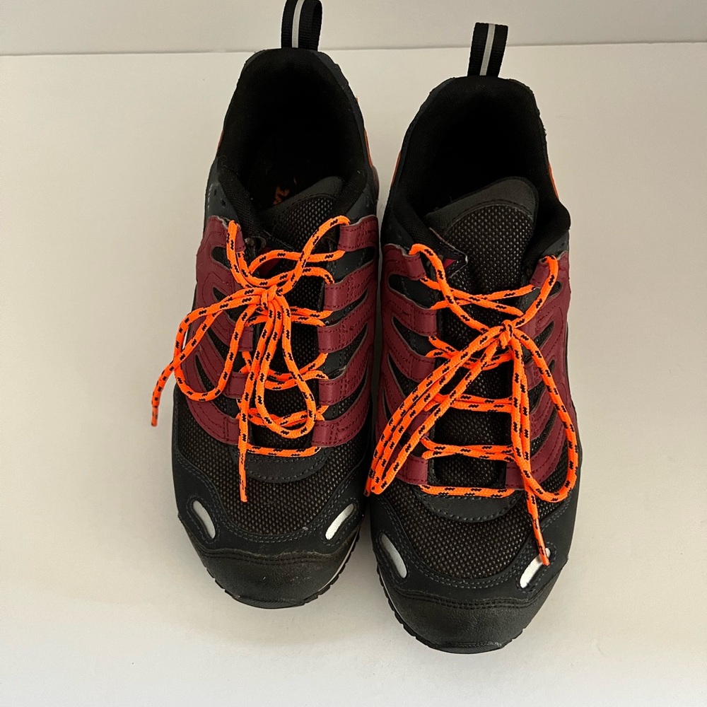NIKE AIR MAX HUMARA BLACK-TOTAL ORANGE-RED-DARK OBSIDIAN SZ 7.5